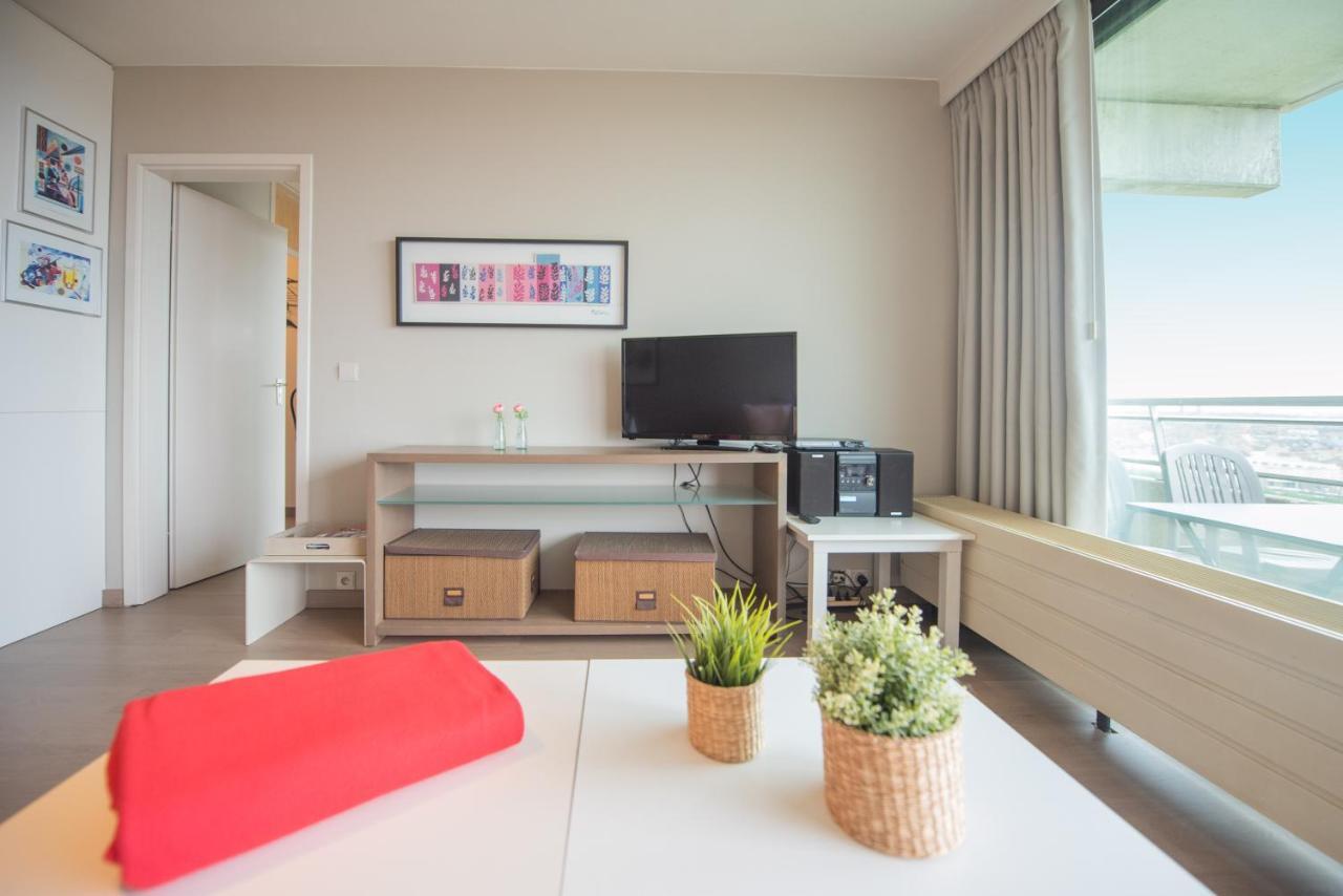 Golf 12 Apartment Oostende Bagian luar foto